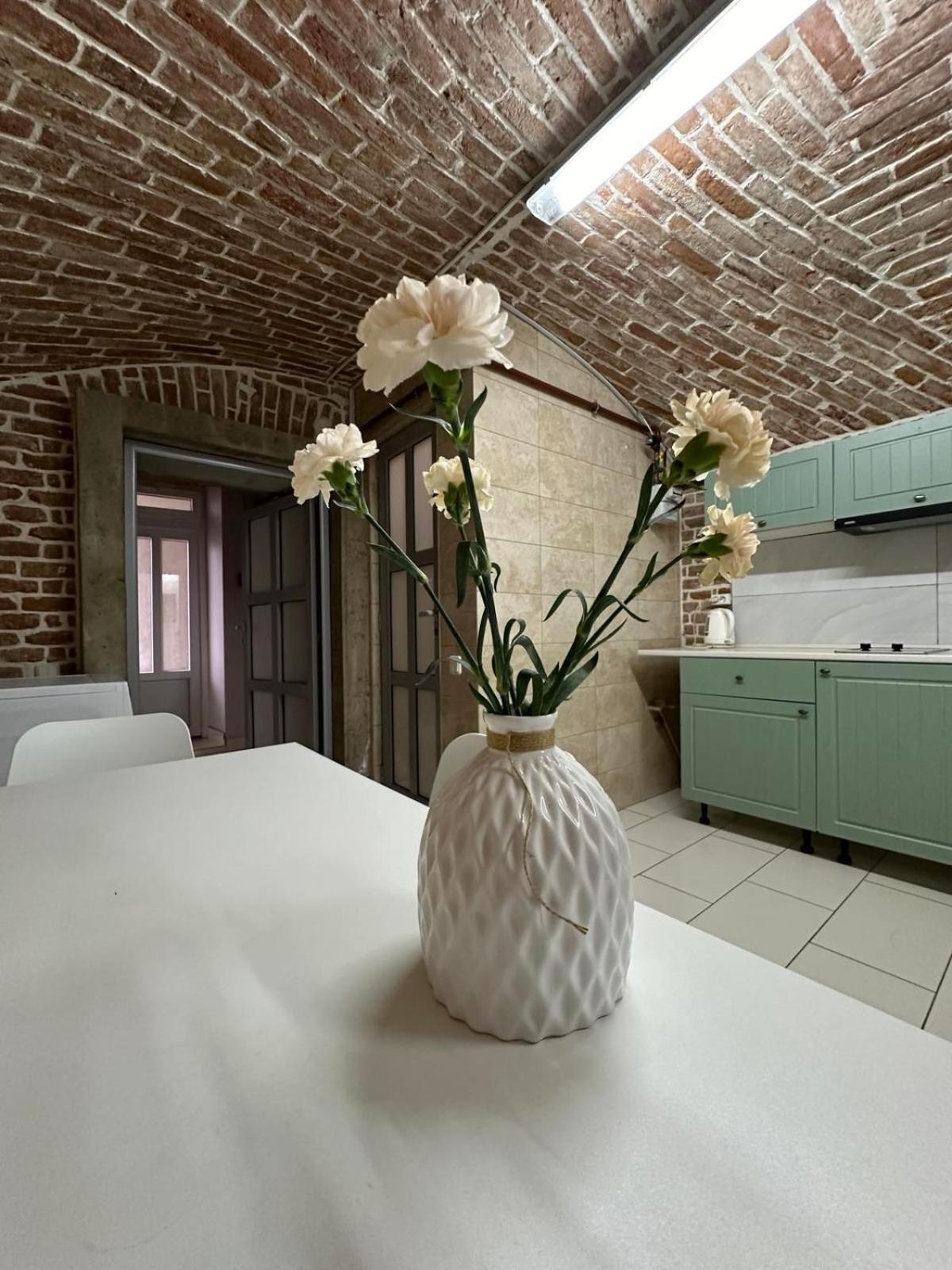 2Х Кім-Й Loft На Площі Філармонії By Willox Apartment Чернивци Екстериор снимка